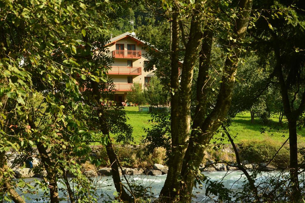 La Casa Al Noce Aparthotel Mezzana  Ngoại thất bức ảnh