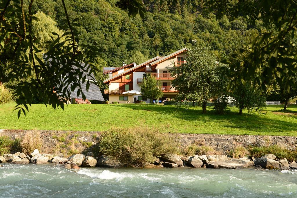 La Casa Al Noce Aparthotel Mezzana  Ngoại thất bức ảnh