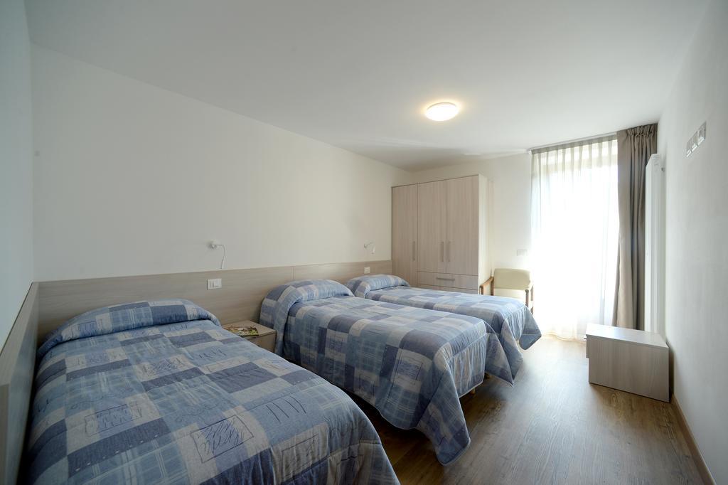 La Casa Al Noce Aparthotel Mezzana  Ngoại thất bức ảnh
